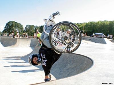 &#91;INSPIRATIF&#93; Aaron &quot;Wheelz&quot; Fotheringham, Atlet Kursi Roda Ekstrim