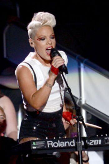 Perempuan-perempuan 'Kekar' Ini Bikin Barbie Jadi Tidak Seksi Lagi