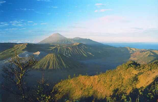 Gunung Sumeru &#91;cari tahu&#93; gan