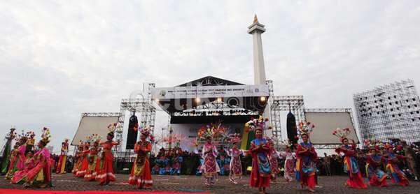 Foto - Foto Meriahnya Pembukaan PRJ Monas