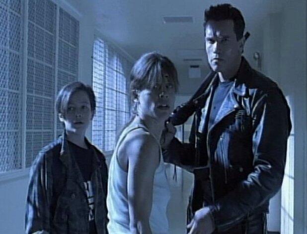 Arnold Schwarzenegger Pastikan Bermain di TERMINATOR 5