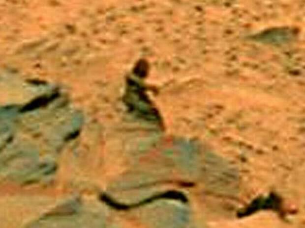 ADA PENAMPAKAN MAKHLUK ANEH DI PLANET MARS ?