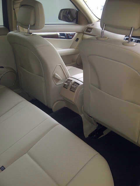 DIJUAL !!! Mercedes-benz C280 Elegance