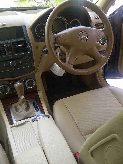 DIJUAL !!! Mercedes-benz C280 Elegance