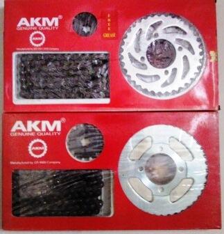 Cuci Gudang Aksesoris Motor (Gear, Ban, Stang Jepit, Shockbreaker, Knalpot, Jas, dll)