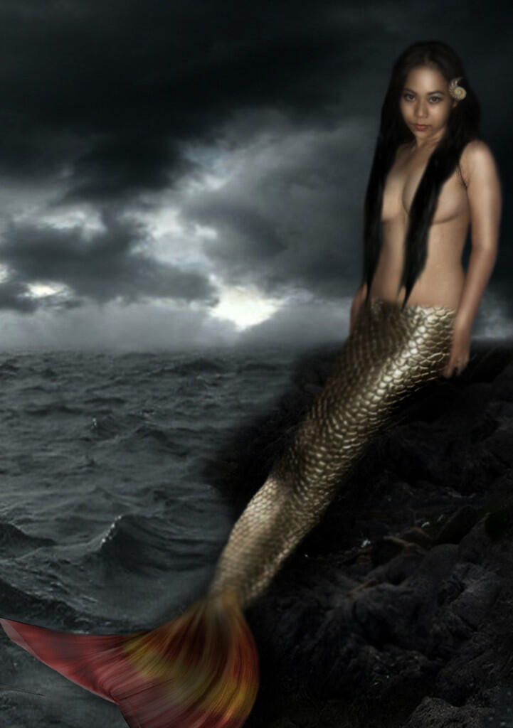 Putri Duyung biasa gan !! kalo PUTRA DUYUNG ????