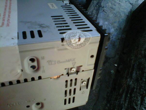 Doubledin Pioneer fh-6050ub bekas kondisi 85% cm 1,4jt bandung....