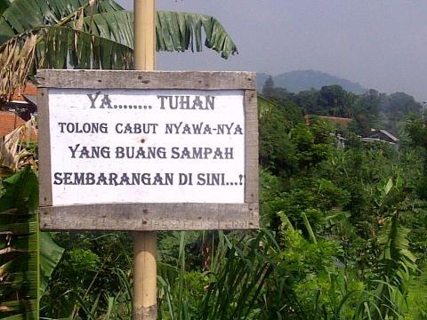 Foto Foto Lucu. Hanya di INDONESIA.