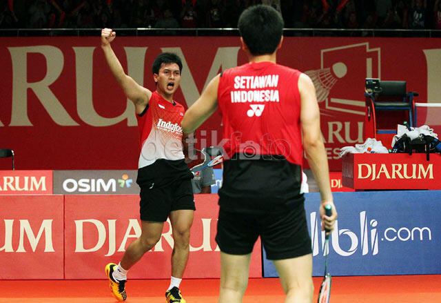 HOT BIKIN BANGGA &quot;Kalahkan Ko/Lee, Ahsan/Hendra Juara