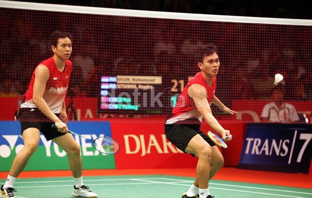 HOT BIKIN BANGGA &quot;Kalahkan Ko/Lee, Ahsan/Hendra Juara