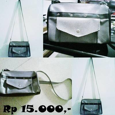 "BAJU HARGA 10.000 & TAS HARGA 15.000"