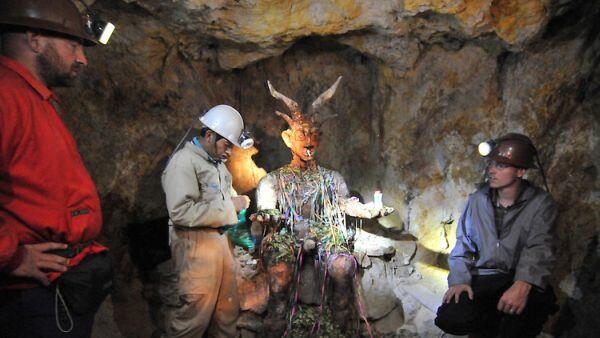 7 Tur Wisata Berbahaya di Penjuru Dunia