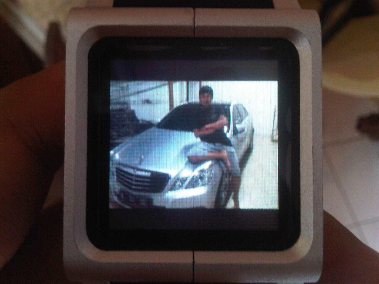 jual ipod nano gen 6 ada bonus,18 model jam jogja solo