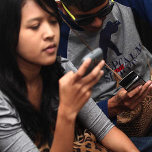 Pemerintah Kirim SMS Kenaikan Harga BBM ke 240 Juta Nomor Telepon