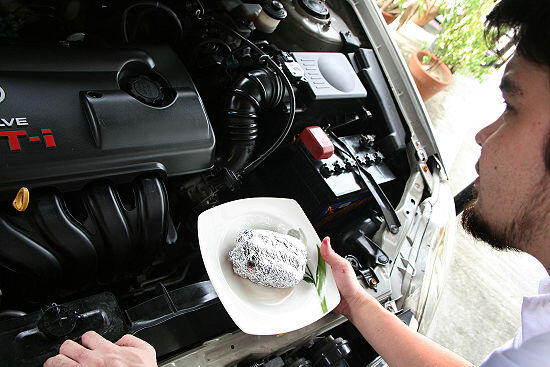 Masak di Atas Blok Mesin Mobil ? Bisa Gan !