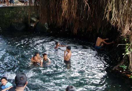 12 TRADISI UNIK MENYAMBUT BULAN RAMADHAN &#91;INDONESIA BANGET&#93;