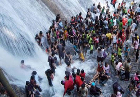 12 TRADISI UNIK MENYAMBUT BULAN RAMADHAN &#91;INDONESIA BANGET&#93;