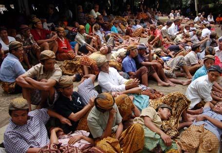 12 TRADISI UNIK MENYAMBUT BULAN RAMADHAN &#91;INDONESIA BANGET&#93;