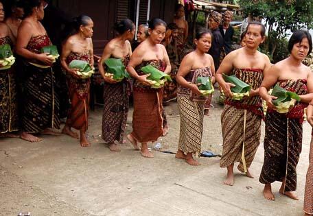 12 TRADISI UNIK MENYAMBUT BULAN RAMADHAN &#91;INDONESIA BANGET&#93;