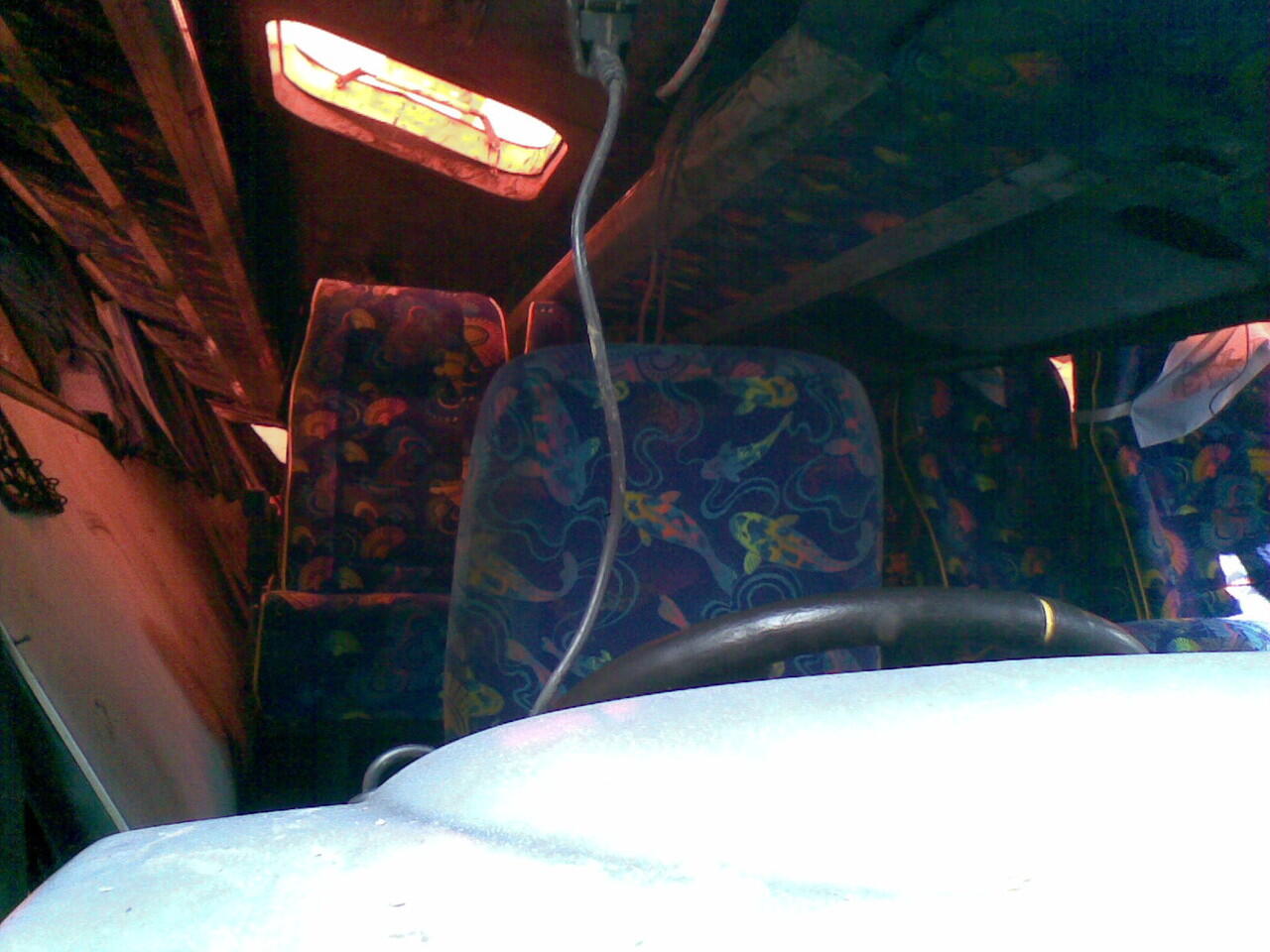 Foto Bus PO. EKA Yang Kemarin Nyungsep di Sawah