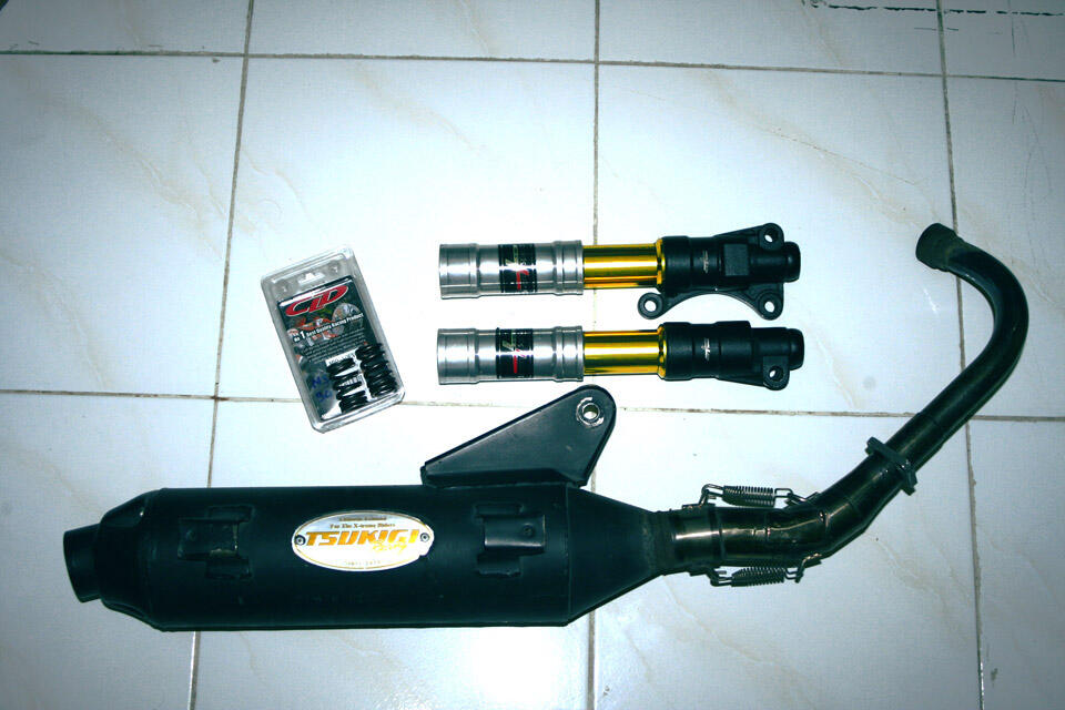knalpot tsukigi mio dan shock depan 7speed
