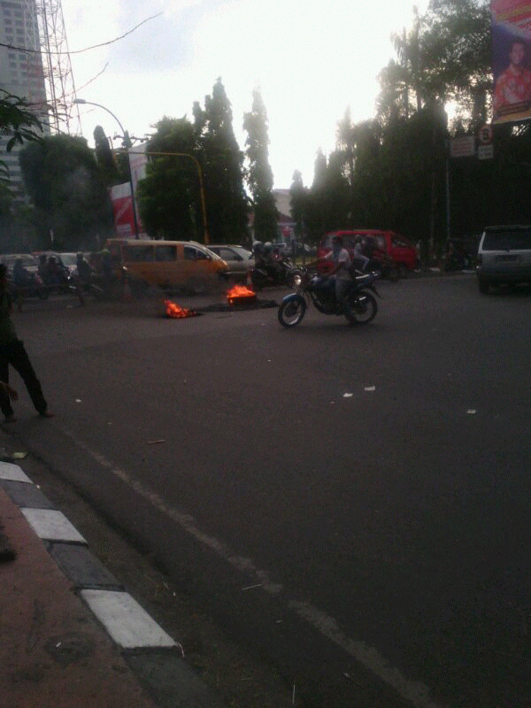 Kelakuan mahasiswa binat*ng saat demo di Medan semalam. kasian orang tuanya