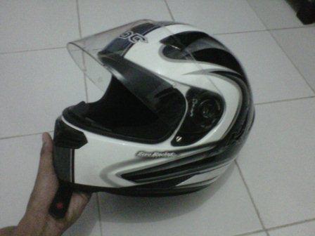 Jual Helm KBV V Zero White Black