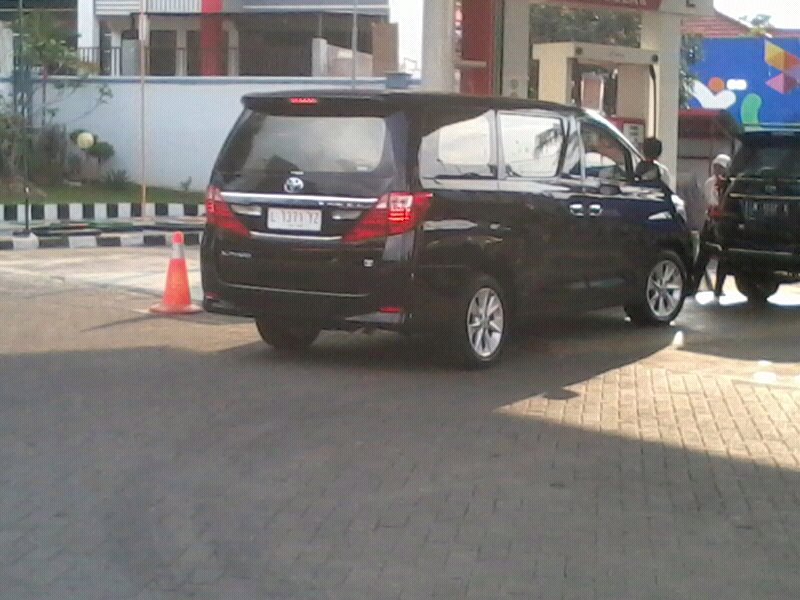 Lagi Alphard  Minum Premium KASKUS