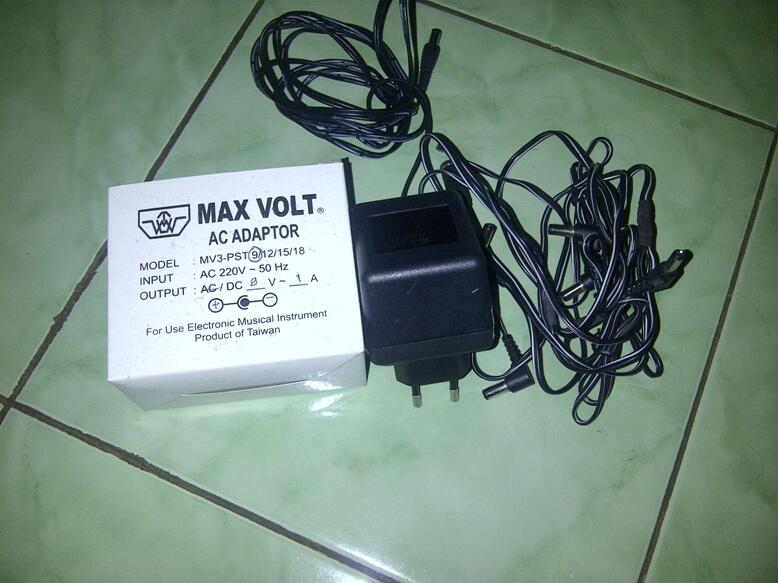Adaptor Effect Max Volt 9V + DC Chain