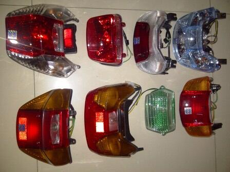 Cuci Gudang Aksesoris Motor (Gear, Ban, Stang Jepit, Shockbreaker, Knalpot, Jas, dll)