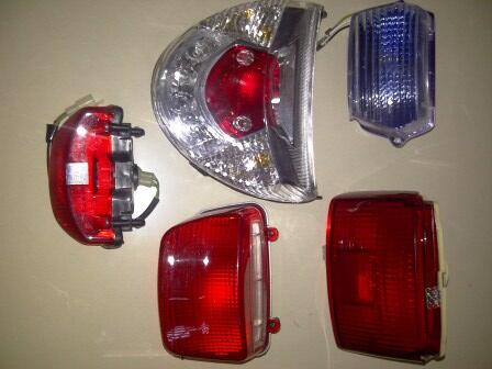 Cuci Gudang Aksesoris Motor (Gear, Ban, Stang Jepit, Shockbreaker, Knalpot, Jas, dll)