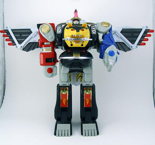 agan2 kalo disuruh milih maenan megazord milih mana yg masa kecilnya bahagia [masuk]