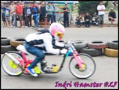 Si Cantik Indri Barbie Lady Dragster Bandung 