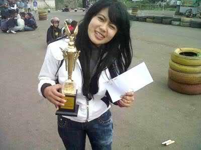 Si Cantik Indri Barbie Lady Dragster Bandung 