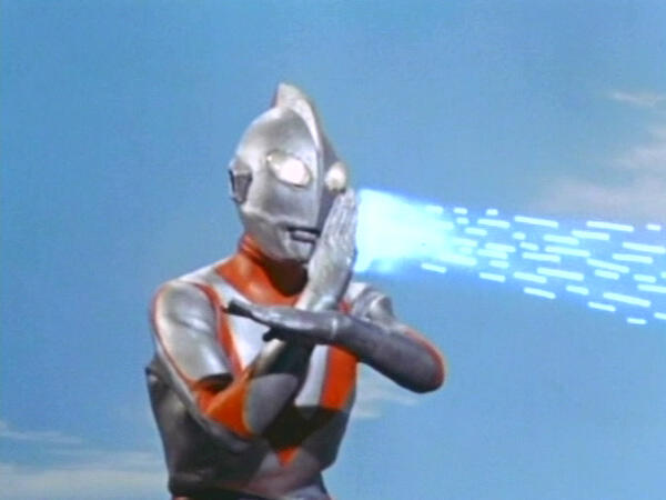  &#91;NGAKAK&#93; Hal-hal yang nggak gue ngerti dari Ultraman 