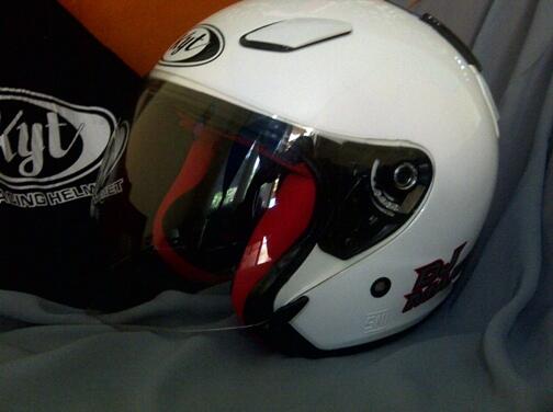 Di Jual Helm KYT Dj Marru Putih Istimewa
