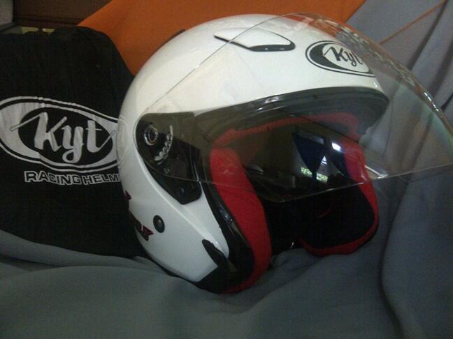 Di Jual Helm KYT Dj Marru Putih Istimewa