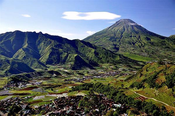 Dieng Negeri Beratap Langit