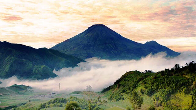 Dieng Negeri Beratap Langit