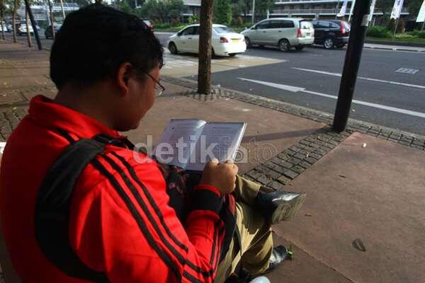 &#91;pic&#93;Ini Nih Bangku Taman yang Dipasang Jokowi di Thamrin-Sudirman