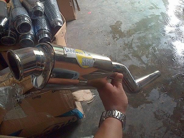 KNALPOT LEOVINCE BUAT NINJA,VIXION, BISON