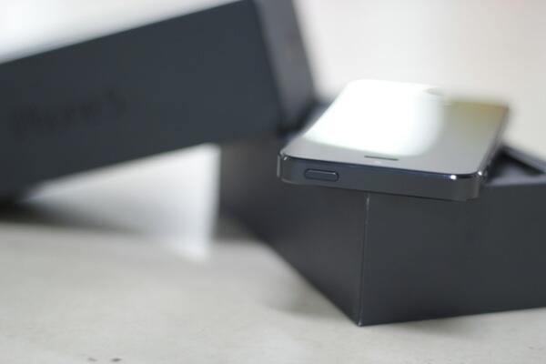 Iphone 5 16gb black (hitam) Fullset mulus murah cod bandung