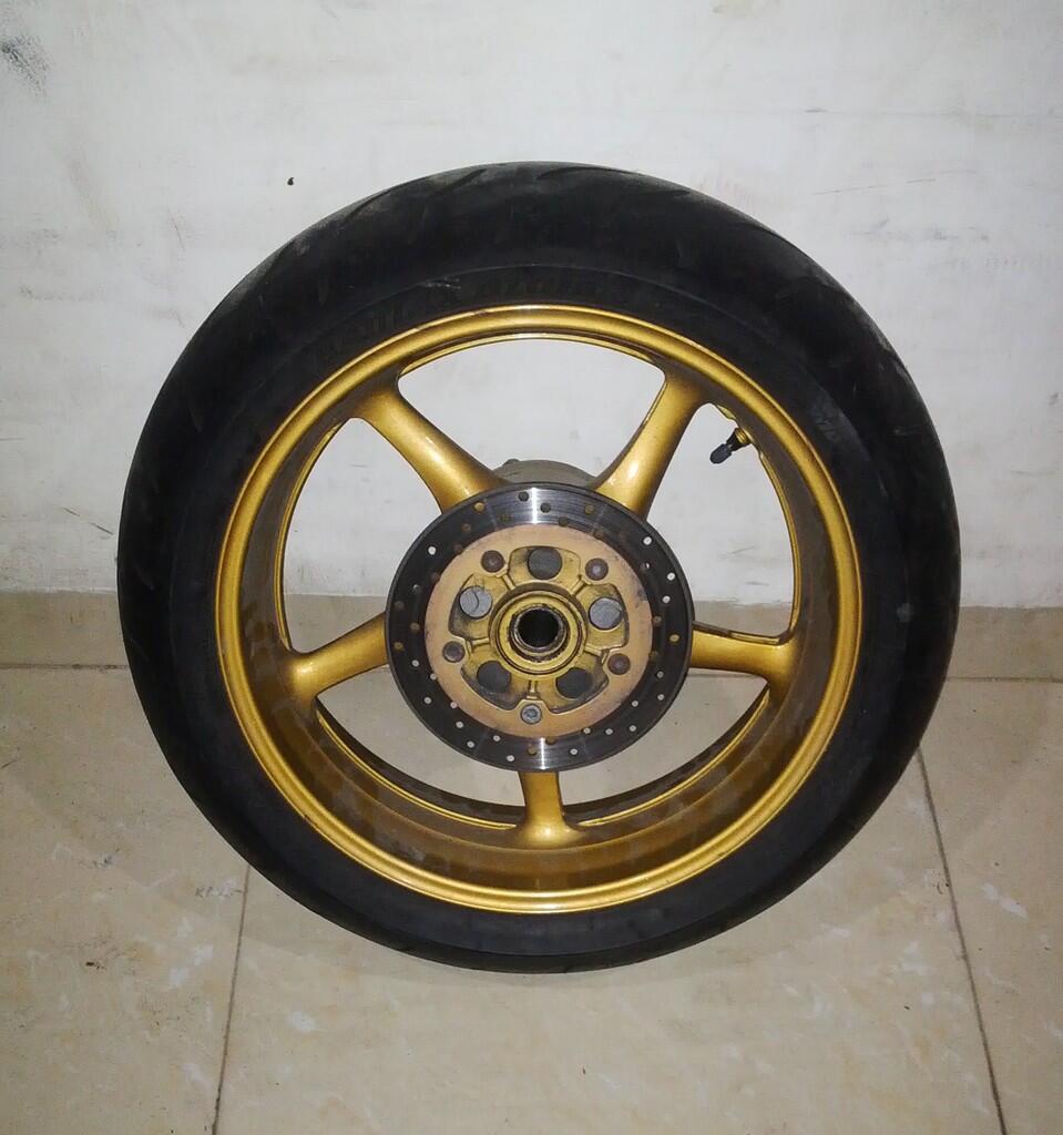 FS : Velg Yamaha R6 Original depan 3.5" belakang 5.5"