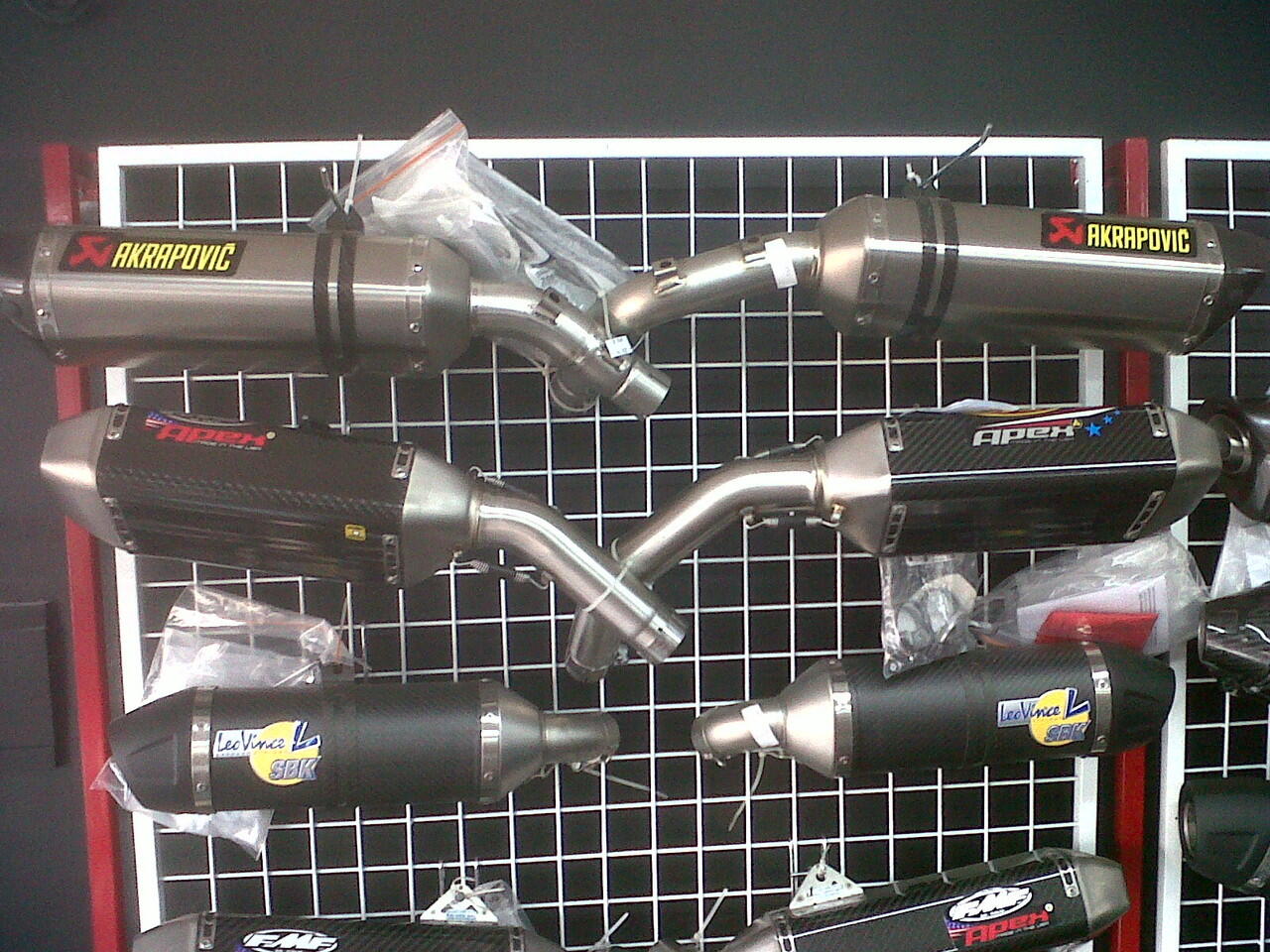 Knalpot GPR tipe FAST CAN untuk DUKE 200