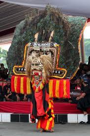 cerita dibalik tari Reog