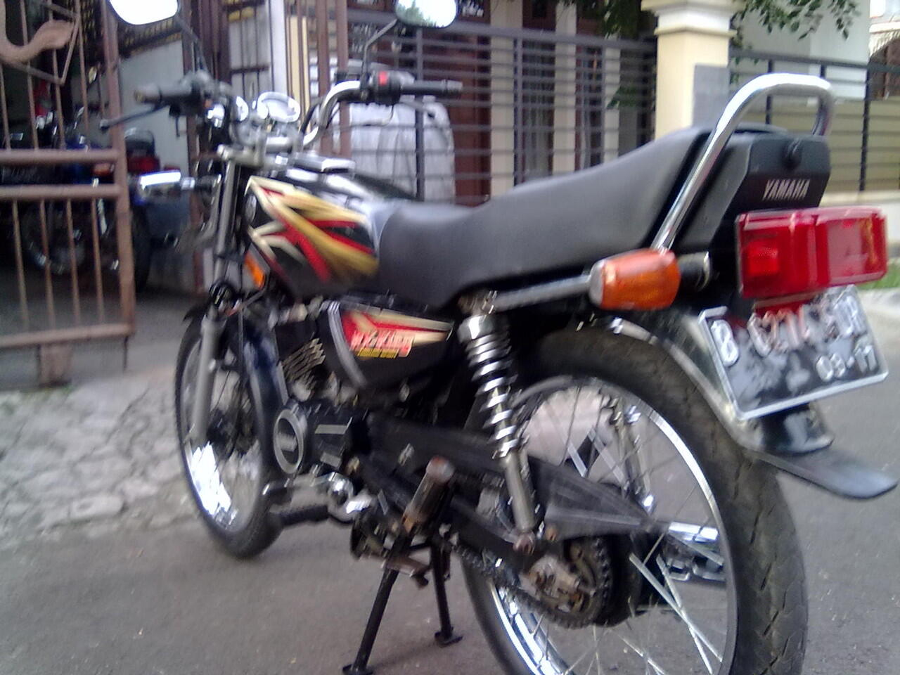 Cari RX KING 2005 HITAM MERAH KASKUS