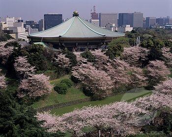 Mengenal Gedung Nippon Budokan tempat konser AKB48 td sore