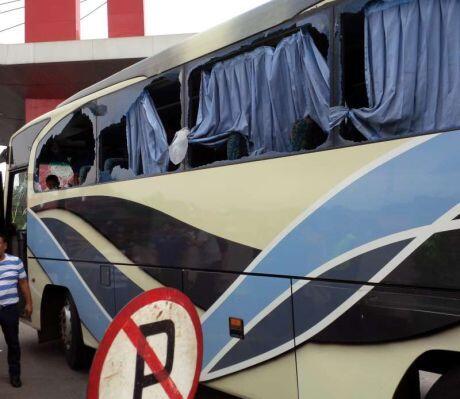 Kelakuan The Jack Mania pada Bus Persib Bandung