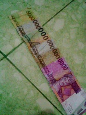 Ayo gan tebak berapa jumlah uang ini
