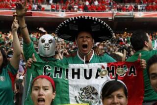 7 Supporter Sepakbola Paling Fanatik di Dunia